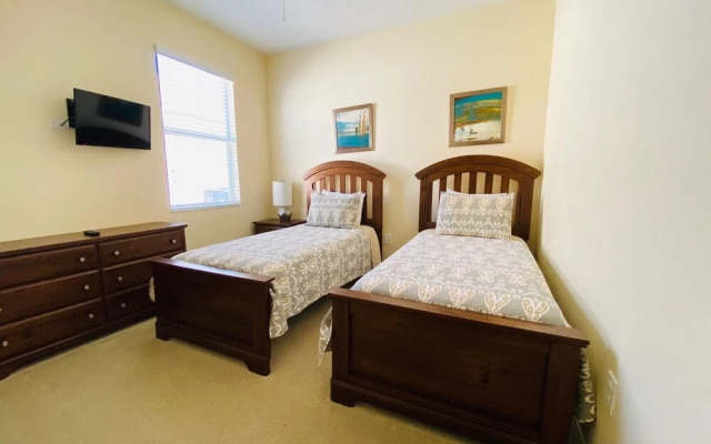 Fransicso's Calabay Parc Vacation Home