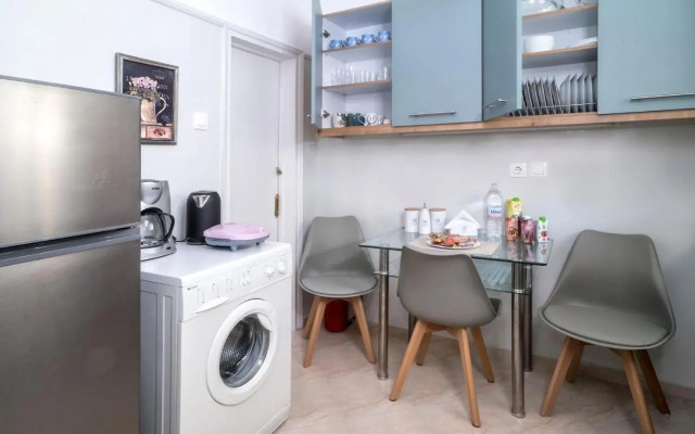 Mary's Dreamy Maisonette