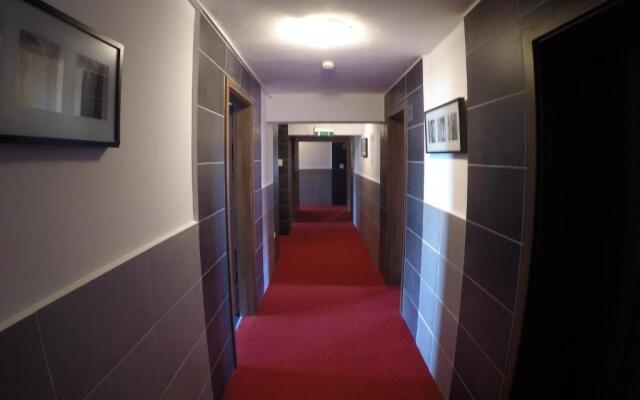 Alpenrose Sport Hotel