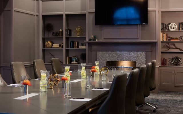 Renaissance Waterford Oklahoma City Hotel