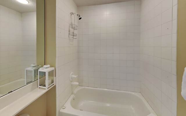 Beach Colony Towers by Southern Vacation Rentals