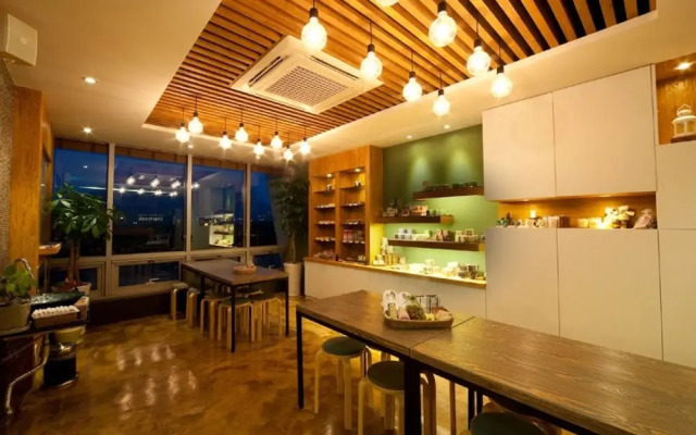 Seogwipo Commas And Resort
