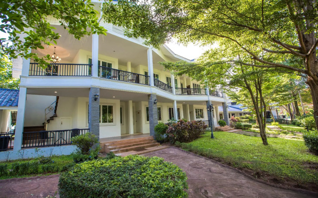 Phuphet Resort
