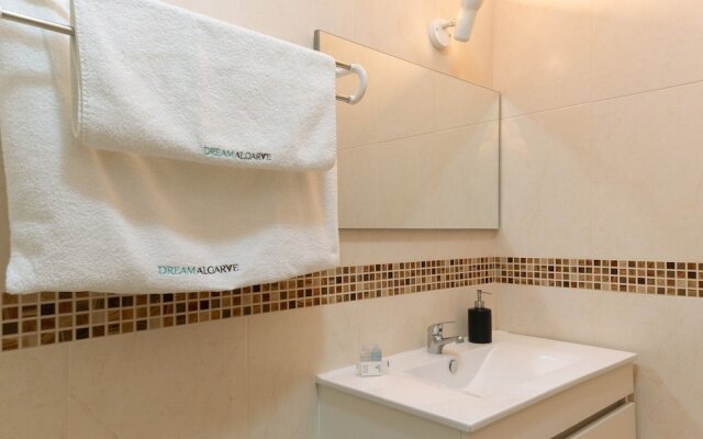 A23 - Barao de Sao Joao Townhouse