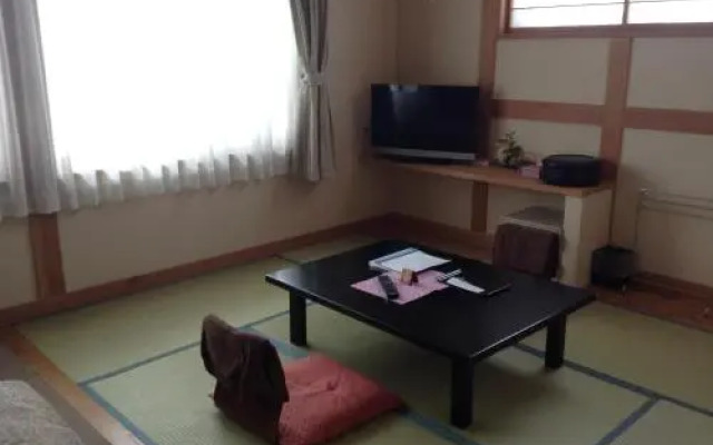 Hakuba Ryokan MINAMIYA & Cat Cafe MINAMIYA