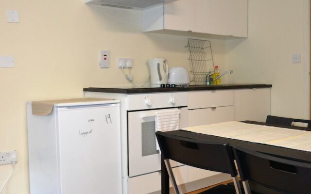 Cozy Modern Bedroom Apartment City L1