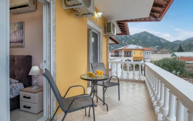 Family House Nikos 3