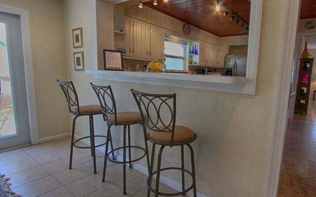 Luxury Villa Mar by RedAwning