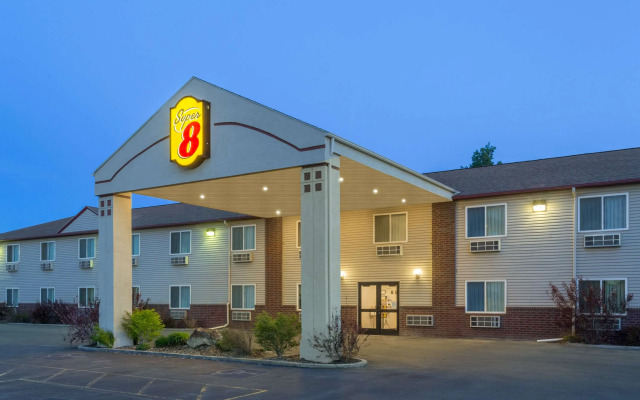 Super 8 by Wyndham Blackfoot