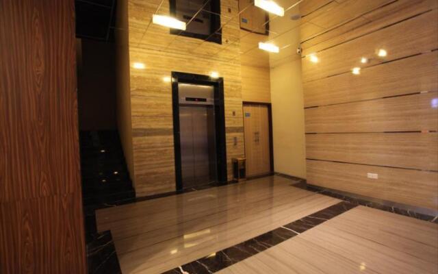 W Three Premier Hotel Lagaligo