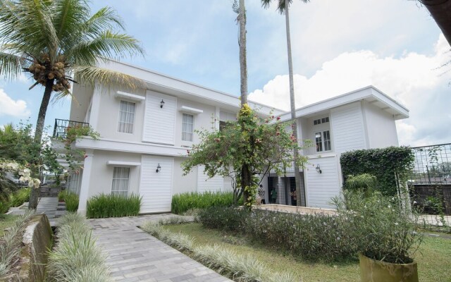 Sevilla Resort