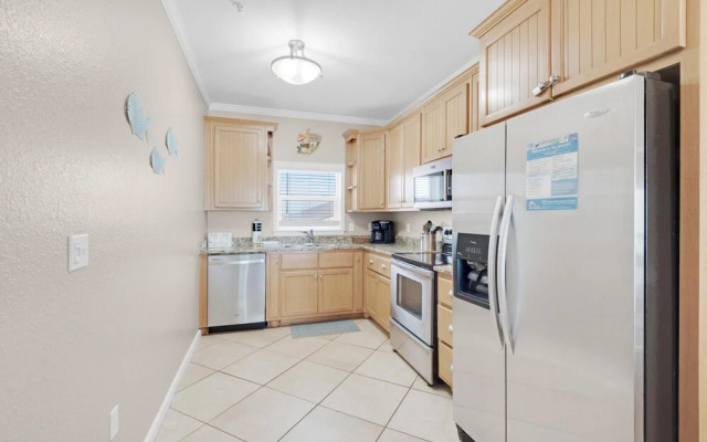 Villas on the Gulf Unit M8, Pensacola Beach