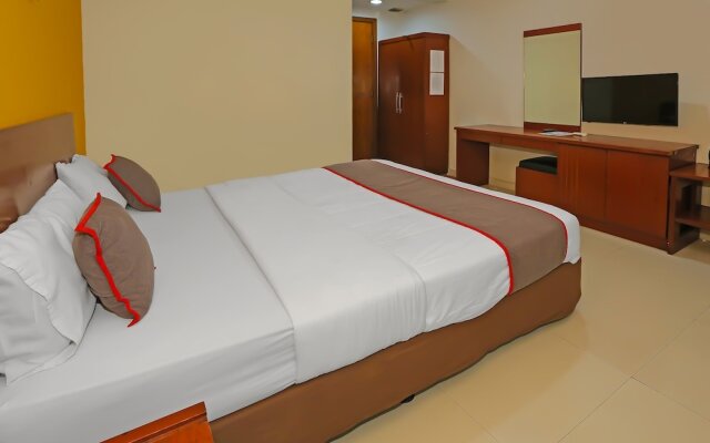 Townhouse OAK Hotel Fiducia Pasar Minggu