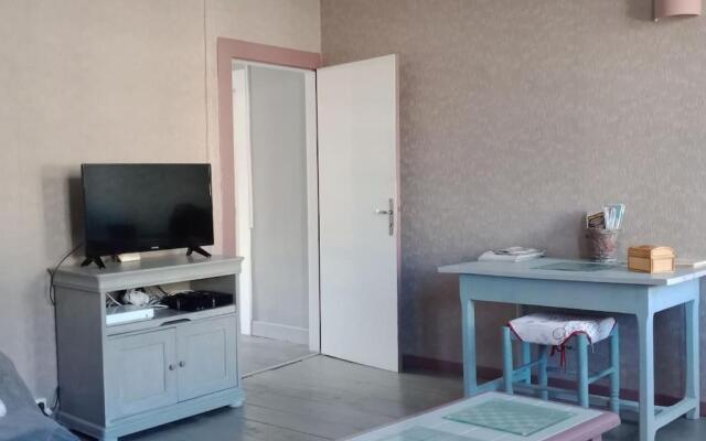 APPARTEMENT CENTRE VILLE avec BALCON -TERRASSE PRIVE