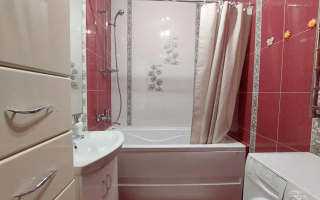 СуткиРу на улице Орджоникидзе 83 корпус 2