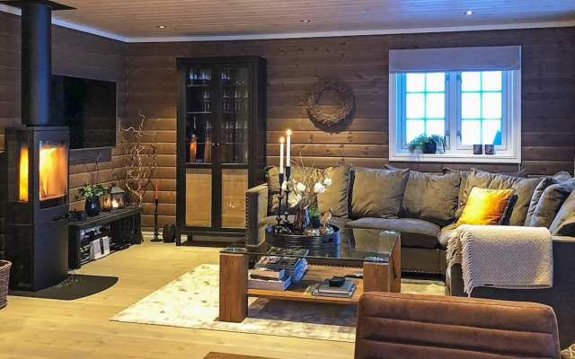 8 Person Holiday Home in Osen