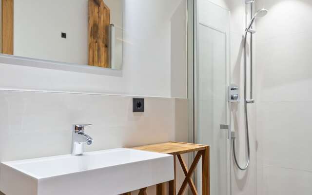 Superb Chalet in Niedernsill with Garden