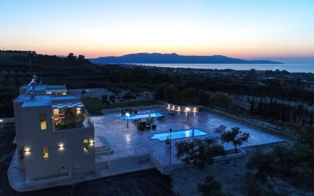 Liberty &amp; Freedom Villas