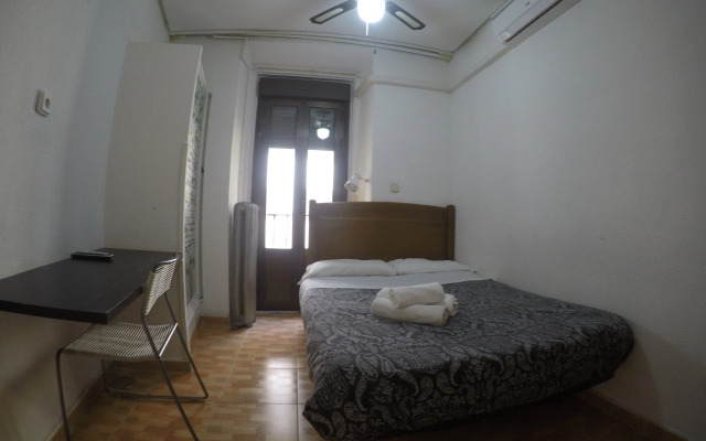 Hostal MYD Los Perales