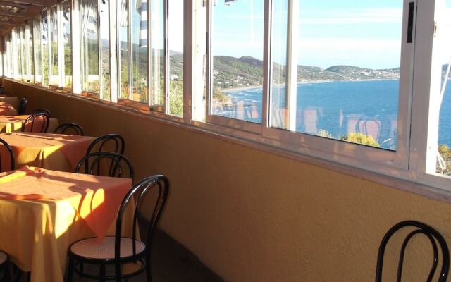 Villaggio Camping Costa del Mito