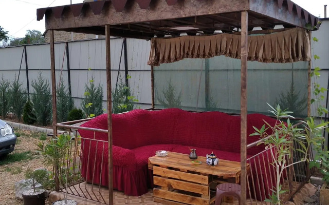 Zhemchuzhina guest house