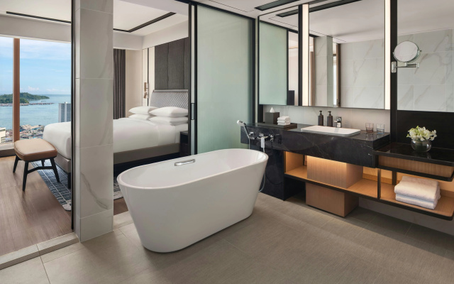 Sheraton Kota Kinabalu – Guest Rooms – Kota Kinabalu