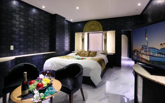 Hotel Bijou (Adult Only)