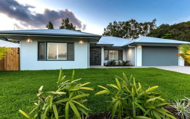 Canopy House - Palm Cove
