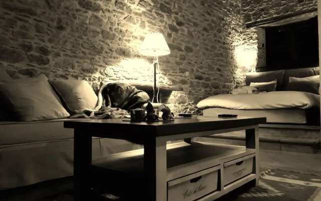 Paradosiako Saratsi - Traditional Guest House