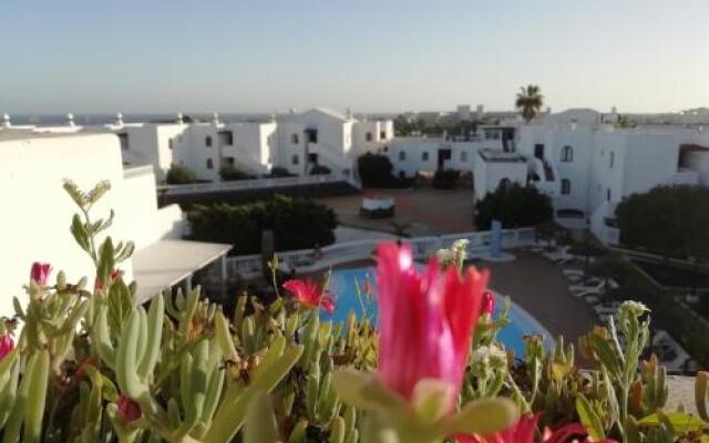 Duplex Sea & Pool views