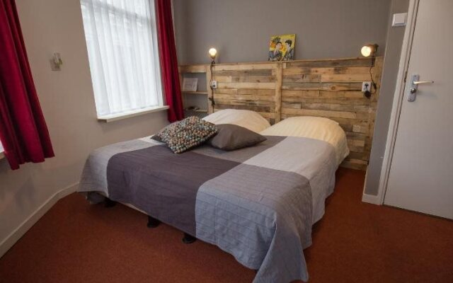 Hotel Cafe Restaurant 't Raedhus