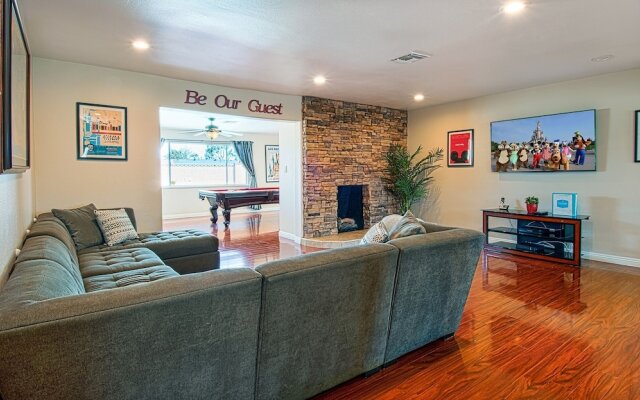 Babes in Toyland - 3 Br Home