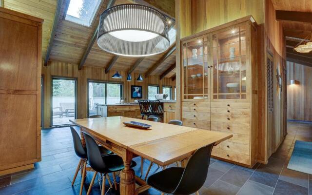 2 Pioneer-AC-Hot Tub-3BR/2BA