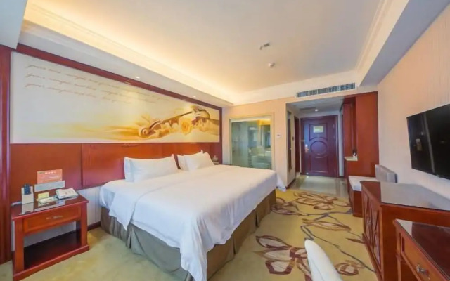 Vienna Hotel (Ji'an Railway Station)