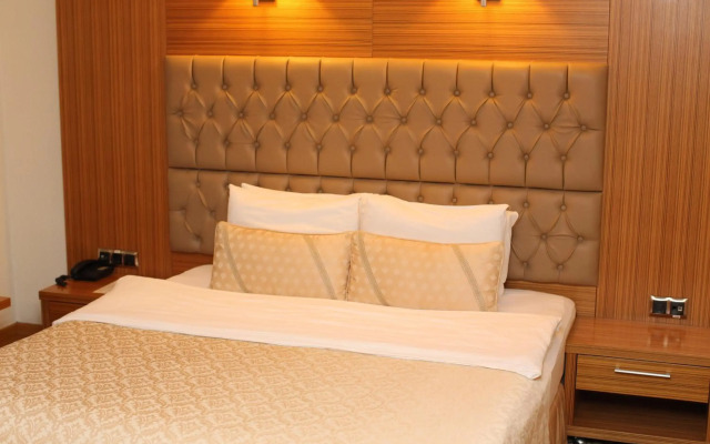 Emir Royal Hotel