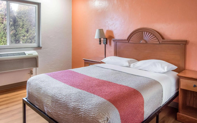 Motel 6 Wilsonville, OR - Portland