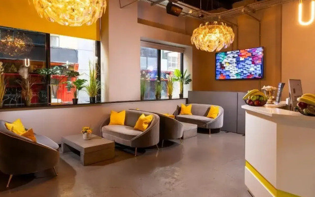 REZz Temple Bar, Dublin