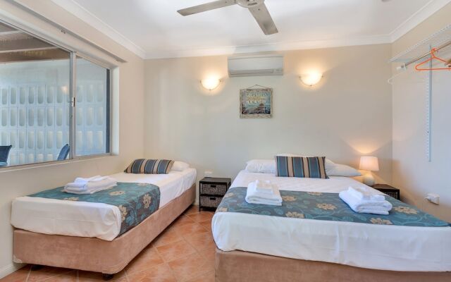 Dolce Vita Beachfront Holiday House