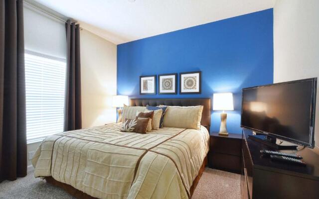 Storey Lake-5 Bedroom Townhouse w/Splashpool-1617ST