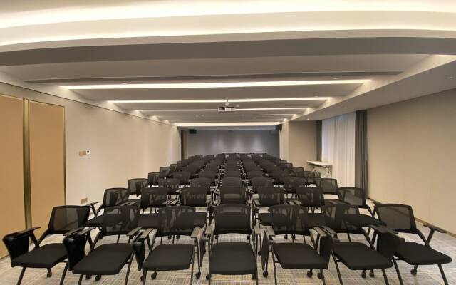 The Skytel Hotel Shenzhen Central Park