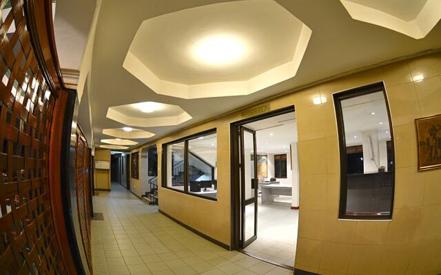 Tourist Hotel