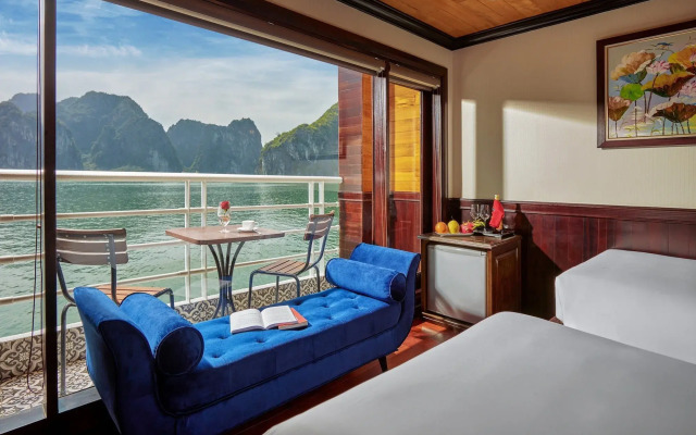 Lan Ha Legend Cruise