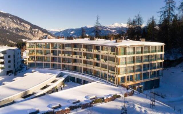 Edelweiss Mountain Suites 07-06