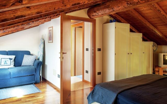 Apartment in Costermano With Garden, Sauna, Swimming Pool