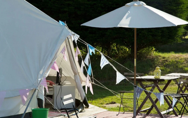 Whitecliff Bay Holiday Park