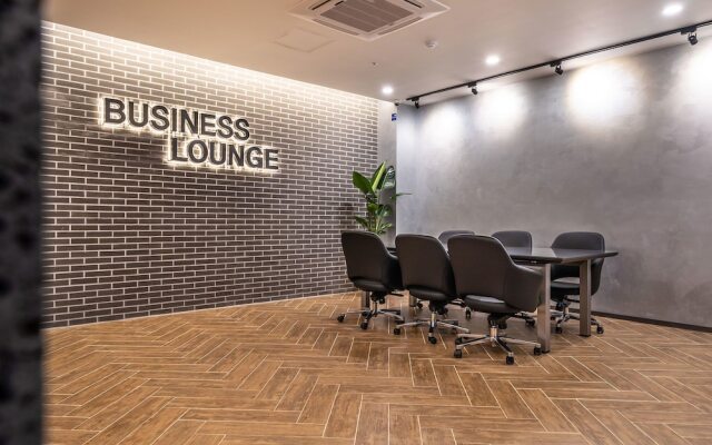 Suwon Aritte Hotel
