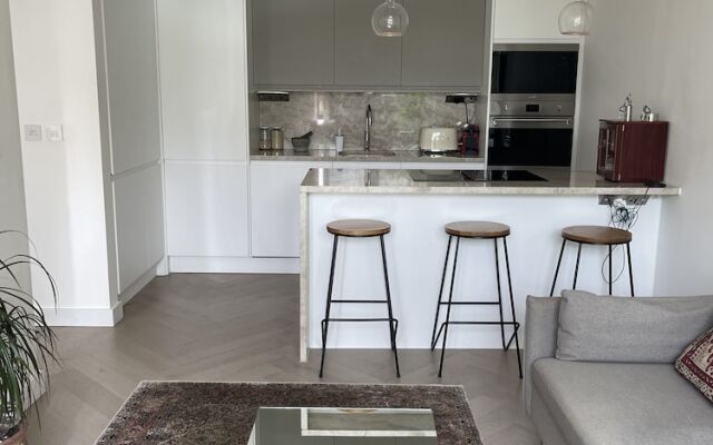 Chelsea Pad by condokeeper