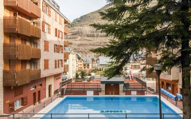 Peaceful Apartment in Vielha With Swimming Pool