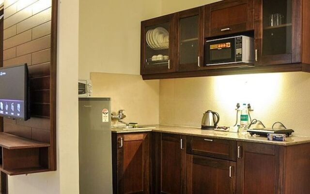 Rosewood Apartment Hotel