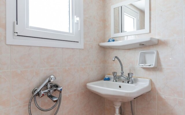 Villa Thea Studios & Apartments